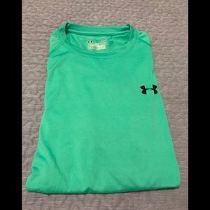 Men’s under Armour heat gear T-shirt